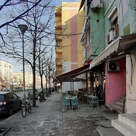 Rondine Apartmán *
