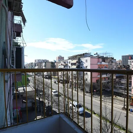 Rondine Apartament *